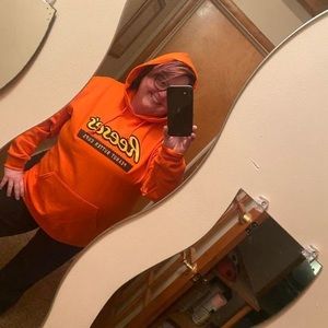 Meet your Posher, Velma